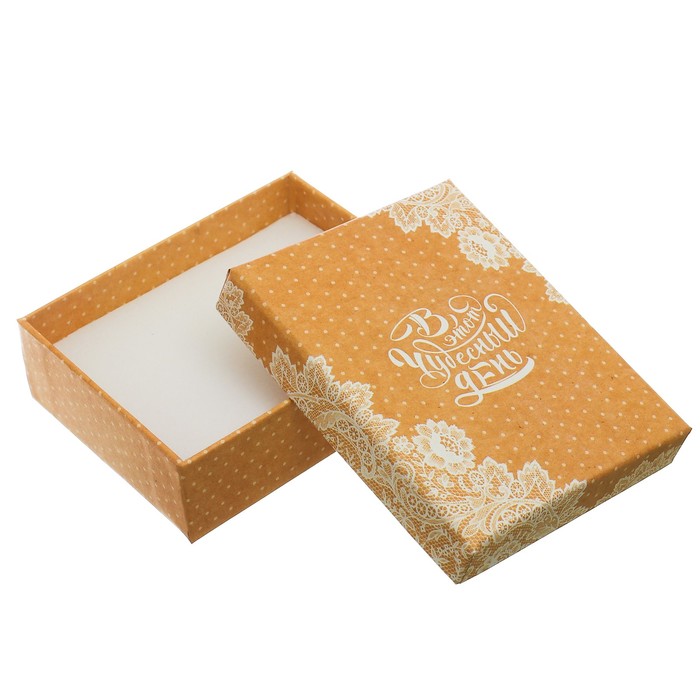 Подарочная коробочка под кулон/серьги/кольцо «Изящное кружево», 7 х 9 х 2,8 см