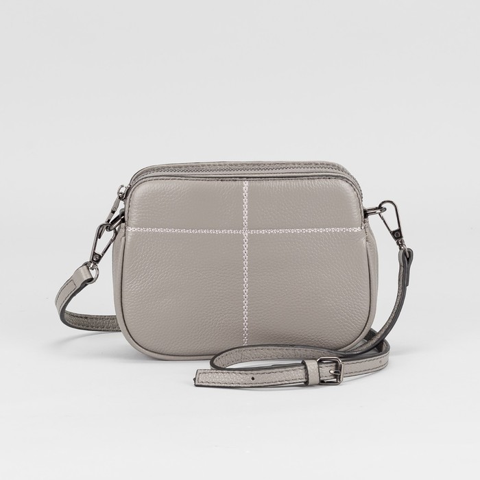 Сумка женская, 3 отдела на молнии, наружный карман, регулируемый ремень, цвет серый