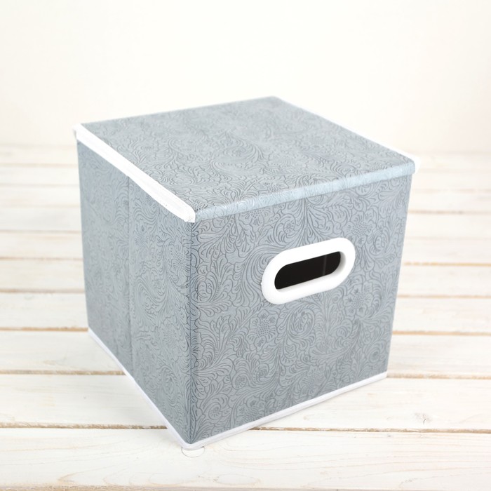 Короб для хранения с крышкой 25х25х25 см "Вензель", цвет серый