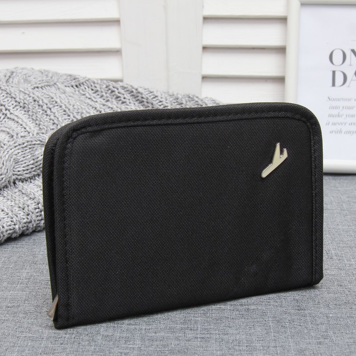 Косметичка дорожная "Полёт", органайзер, отдел с карманами на молнии, цвет чёрный