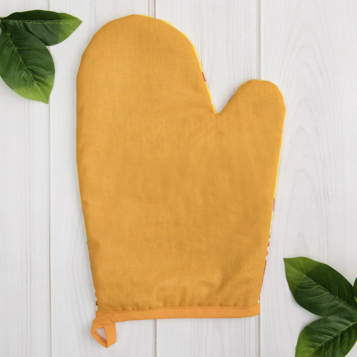 Варежка "Доляна" Маковое поле (вид 2), 18х26 см, 100% хлопок, рогожка 162 г/м2