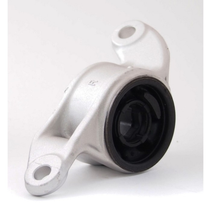 Сайлентблок рычага AKITAKA 0301-FKBR