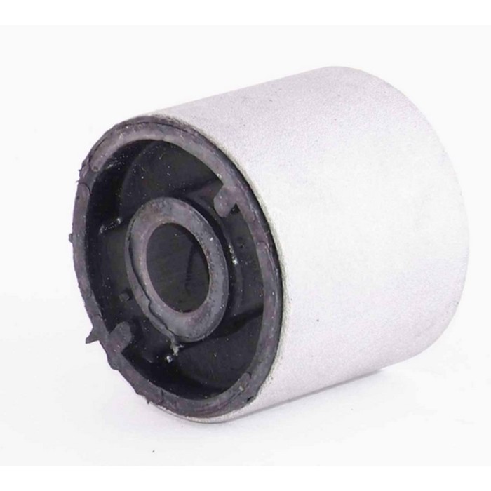 Сайлентблок рычага AKITAKA 0301-GEB