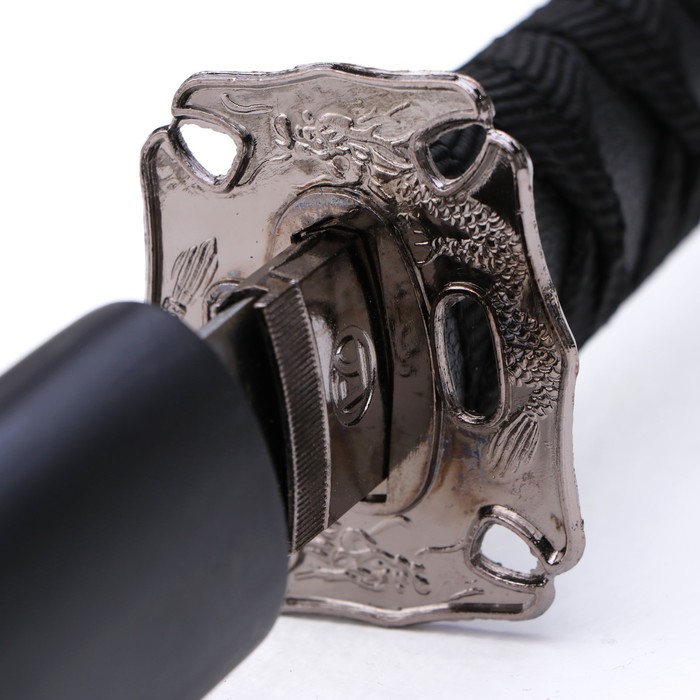 Сувенирное оружие «Катана на подставке», чёрные ножны с резным драконом, 102см
