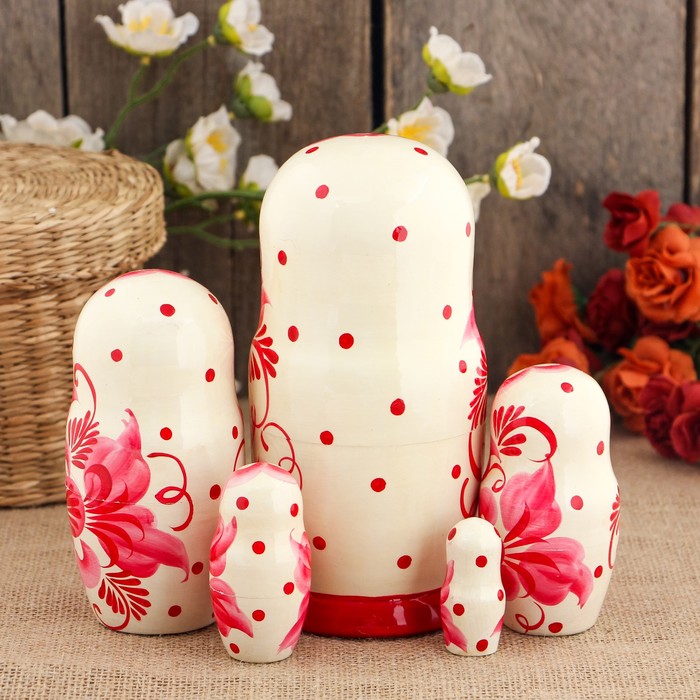 Матрёшка «Красная гжель», белое платье, 5 кукольная, 17 см