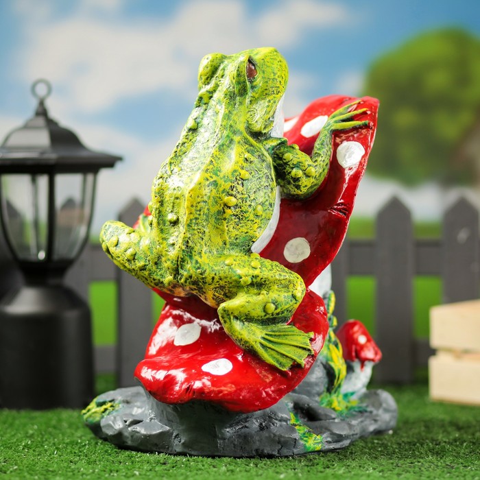 Садовая фигура "Лягушка на мухоморе"