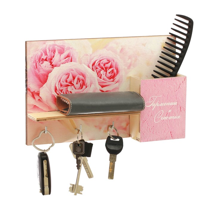 Ключница деревянная с полкой и карманом "Пионы"