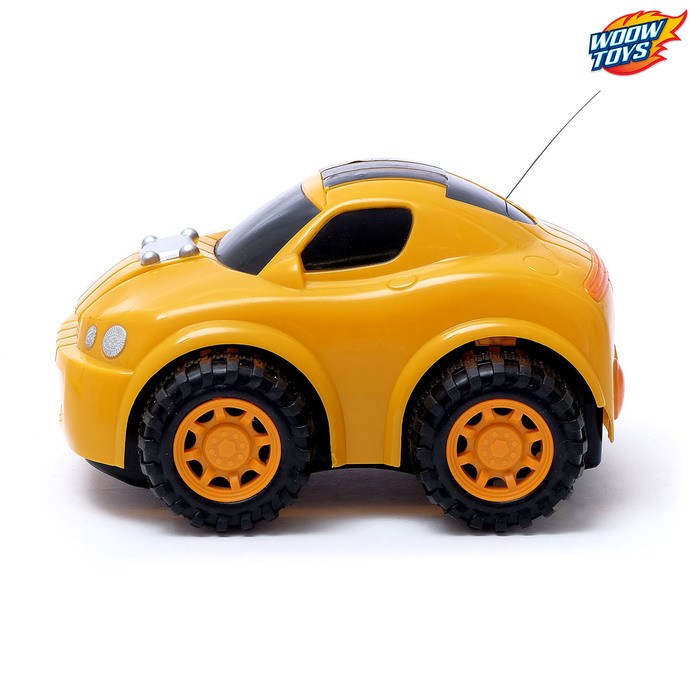 Машина радиоуправляемая "Глазастик", работает от батареек, свет и звук