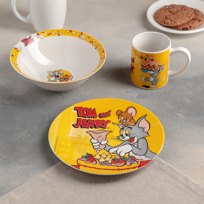 Набор посуды "Том и Джерри", 3 предмета: кружка 220 мл, тарелка 19 см, салатник 520 мл