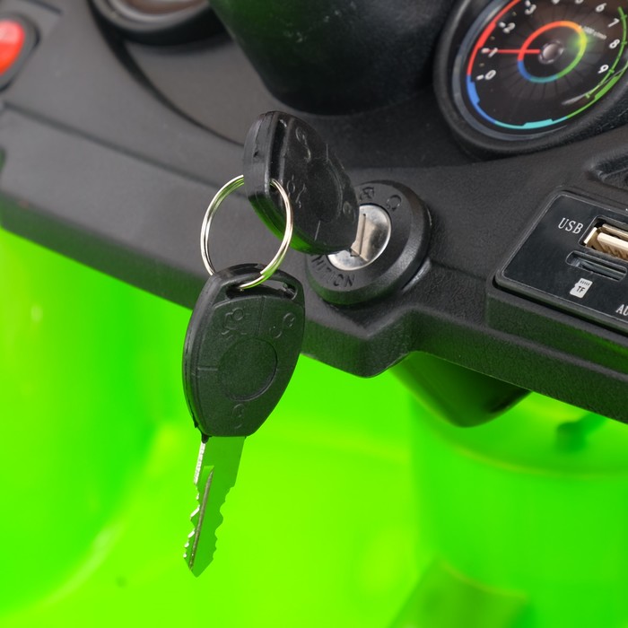 Электромобиль "Престиж", 2 мотора, активная подвеска, цвет зеленый