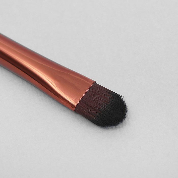 Кисть для макияжа/теней, 17см, цвет коричневый
