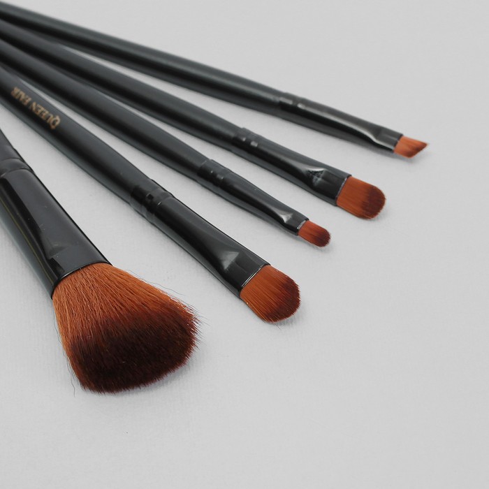 Набор кистей для макияжа "Рептилия", 7 предметов, цвет коричневый/чёрный