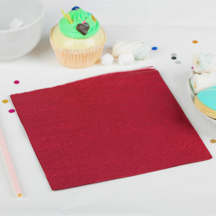 Салфетки бумажные, 33 × 33 см, однотонные, выбит рисунок, набор 20 шт., цвет бордовый