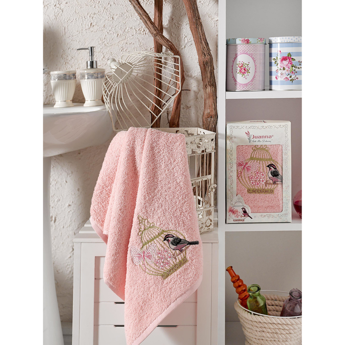 КМП с вышивкой в коробке JUANNA  50х90 1шт. FLY цв. персиковый 380гр/м