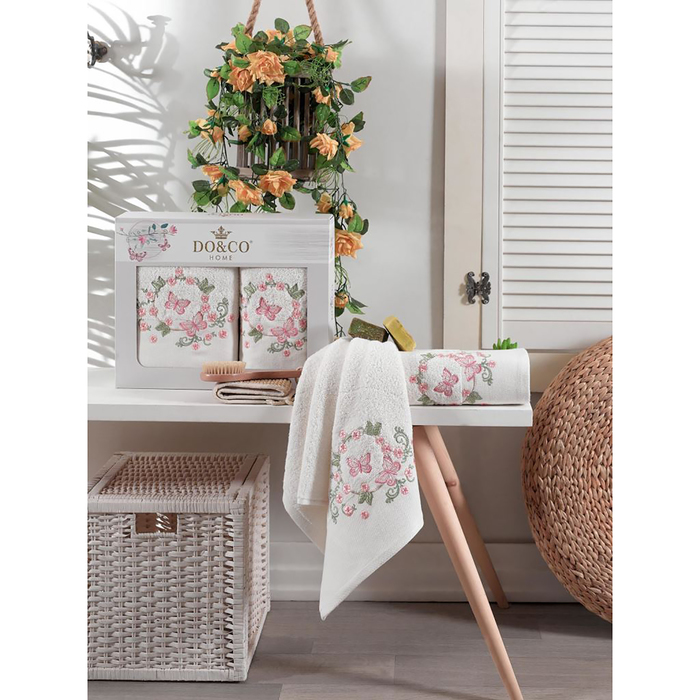КМП в коробке DO&amp;CO  махр. 50х90/70х140 2 пр. FARFALLA кремовый  , хлопок,  440г/м8