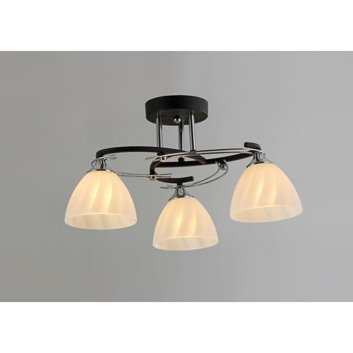 Люстра "Авис " 3 лампы 40Вт E27 черный 50х27 см.