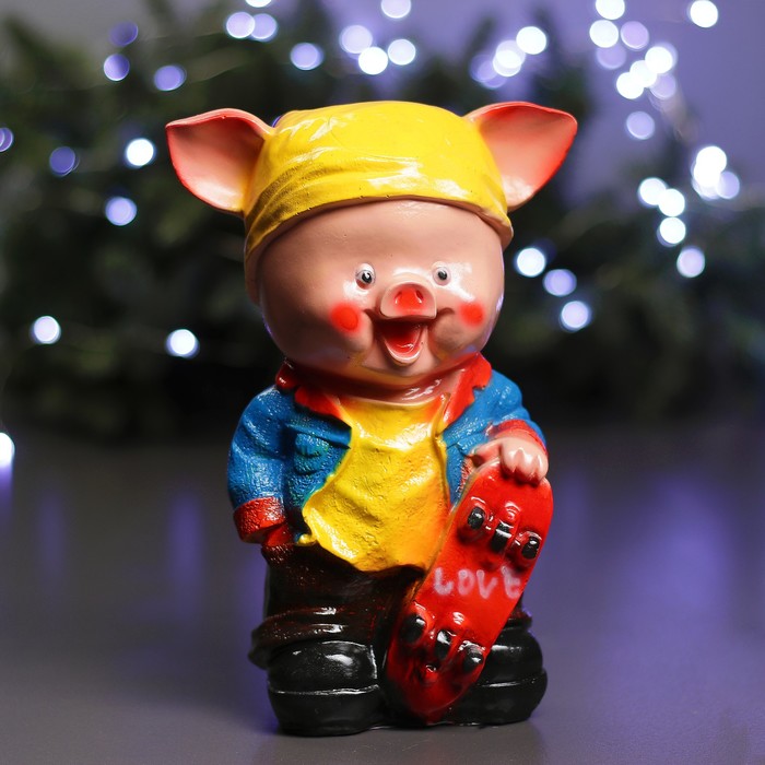 Копилка "Поросёнок со скейтом"