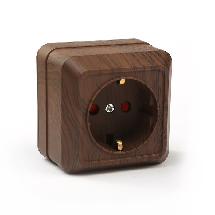 Розетка 2П+З открытой установки с з/ш IP20 16А, бук "Ладога" TDM