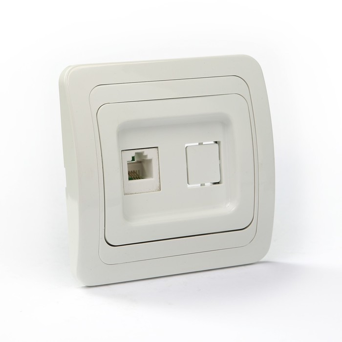 Розетка TФ (RJ-11) белая "Валдай" TDM