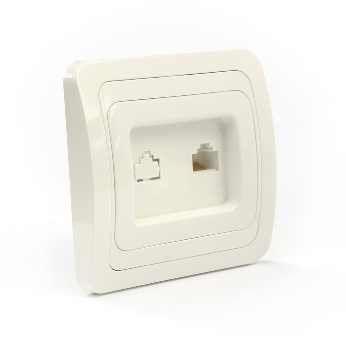 Розетка компьютерная RJ-45 белая "Валдай" TDM