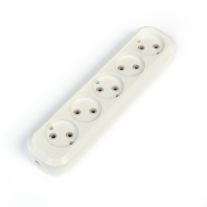 Колодка розеточная 5 гнезд 2П б/з 10А 250В белая TDM