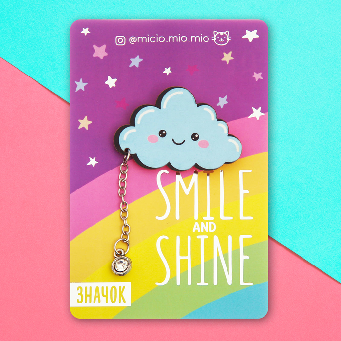 Деревянный значок с доп.элементом "Smile and Shine"