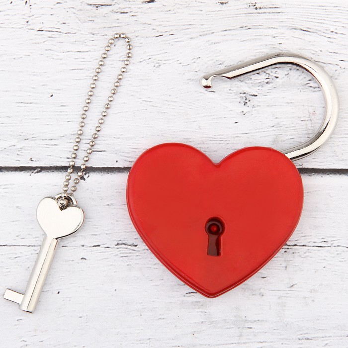 Замок с ключом "Совет да любовь"