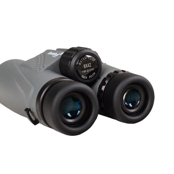 Бинокль Levenhuk Karma PLUS 8x42