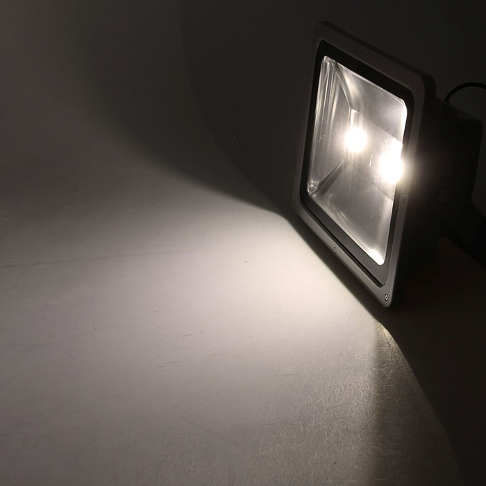 Прожектор светодиодный серия SLIM 200W, IP66, 18000Lm, 4000К БЕЛЫЙ ТЕПЛЫЙ Уценка