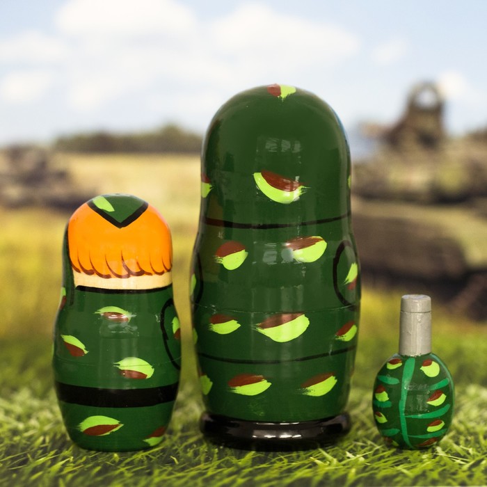 Матрешка 3 кукольная "Моему защитнику" 11 см