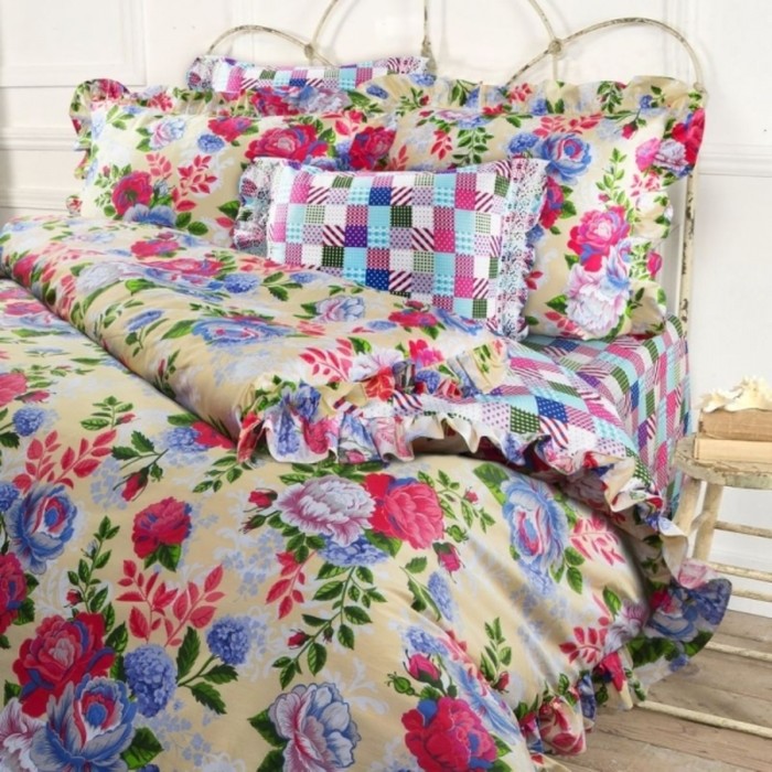 КПБ Rosa дуэт, размер 240х260 см, 145х210 см-2 шт, 50х70 см, 70х70 см по 2 шт, сатин