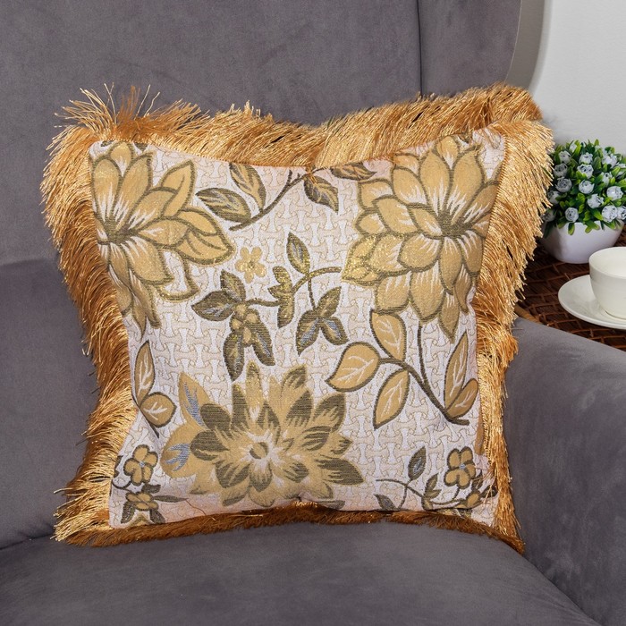 Наволочка декоративная "Этель" Роскошь бежевый 40х40 см бахромой