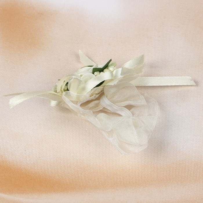 Бутоньерка №3, айвори, 2шт.