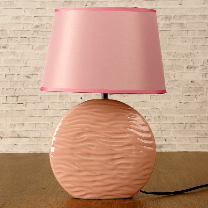Лампа настольная с абажуром "Идиллия" светло-розовая 220V 40 Вт E14