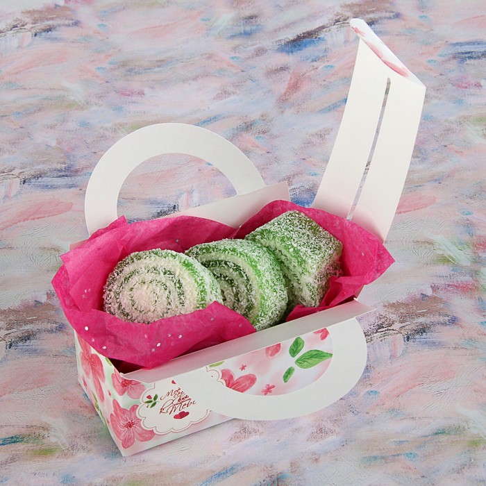 Коробка для сладостей "Любовь в моем сердце", 12 х 5.5 х 5.5 см