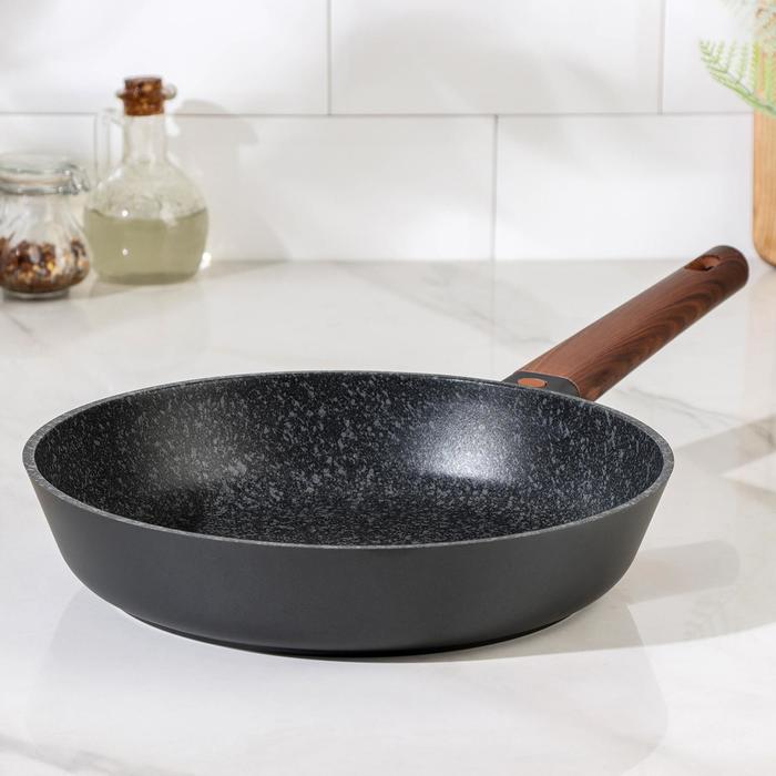 Сковорода 28 см OLDRA с антипригарным покрытием