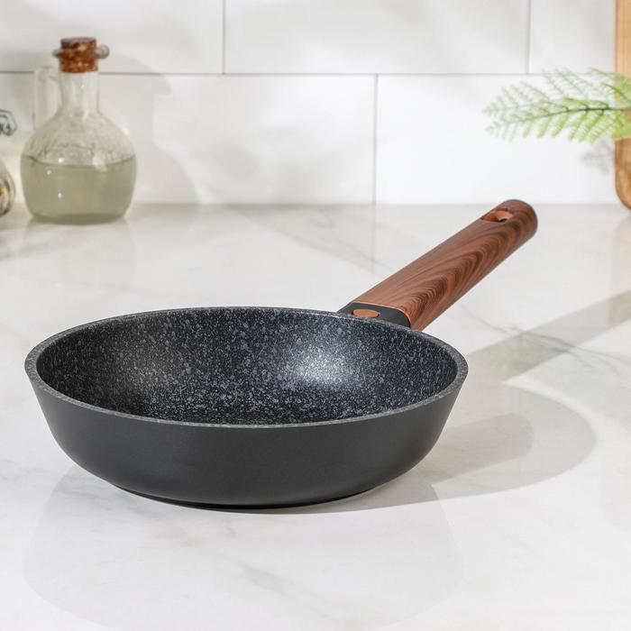 Сковорода 20 см OLDRA с антипригарным покрытием