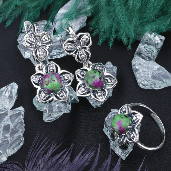 Гарнитур посеребрение 2 предмета: серьги, кольцо, шар, пятилистник "Цоизит", 18,5 р-р