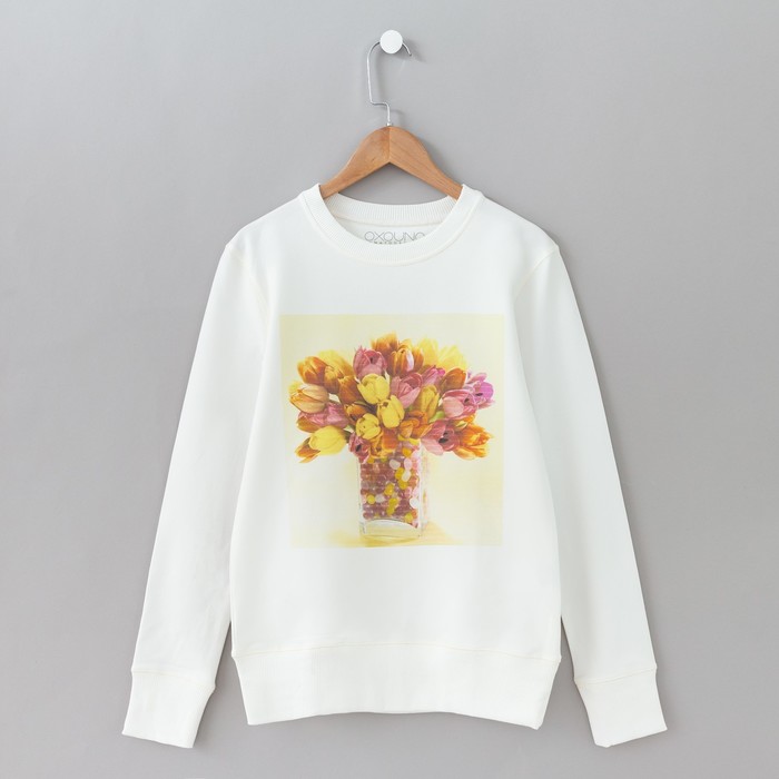 Свитшот женский  "Тюльпаны" OXO-0202-012, цвет молочный, размер 52(XL)