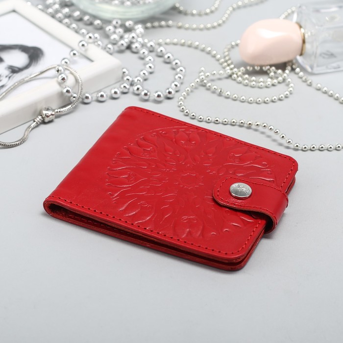 Кошелёк женский, 2 отдела, для карт, для монет, с хлястиком, тиснение, цвет красный