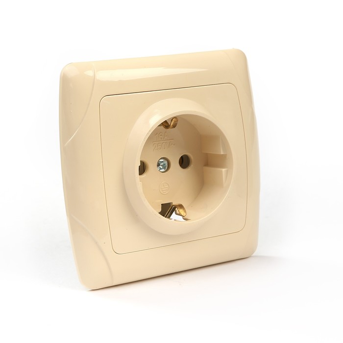 Розетка 2П+З 16А 250В сл. кость "Онега" TDM