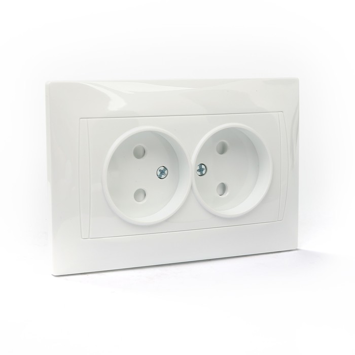 Розетка двойная 2П 10А 250В с защ. шт. белая "Лама" TDM