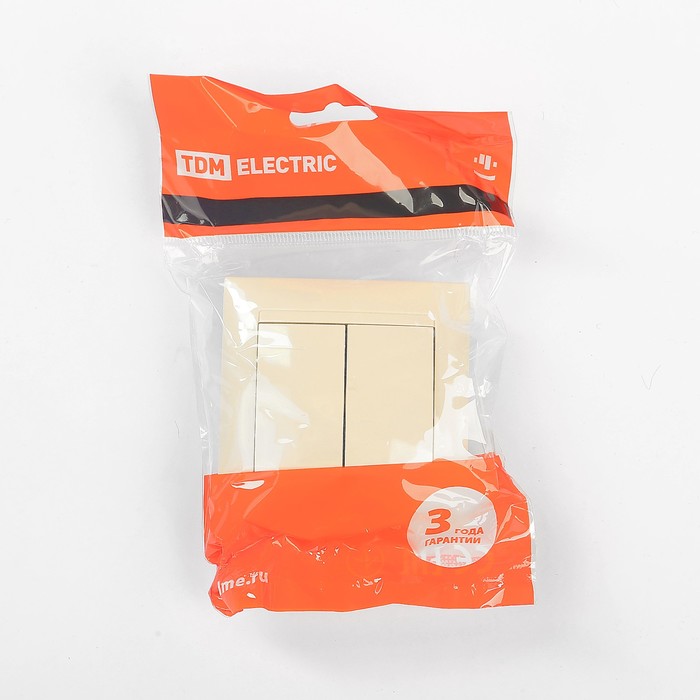 Выключатель 2-х кл. 10А сл. кость "Лама" TDM