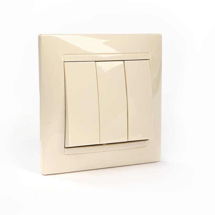 Выключатель 3-х кл. 10А сл. кость "Лама" TDM