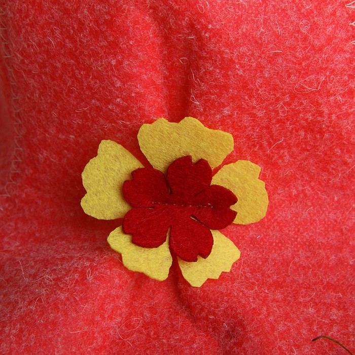 Шапка банная женская с полями, красная