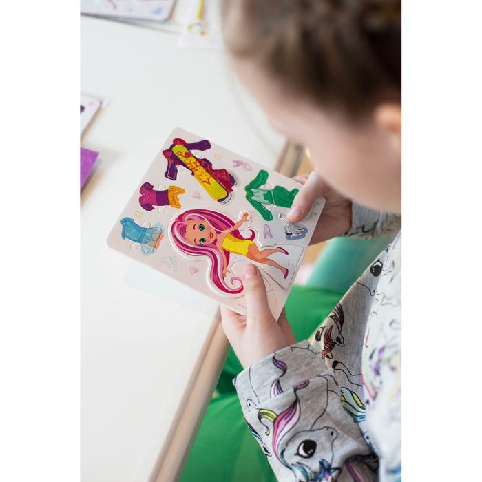 Игра одень куклу «Модный образ: спортсменка», из пенокартона