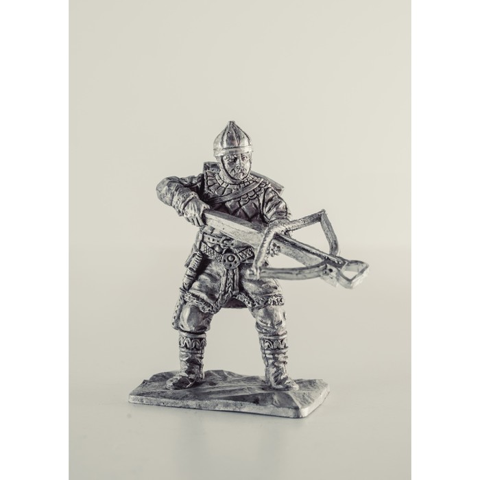 Оловянный солдатик "Арбалетчик из посадского ополчения"