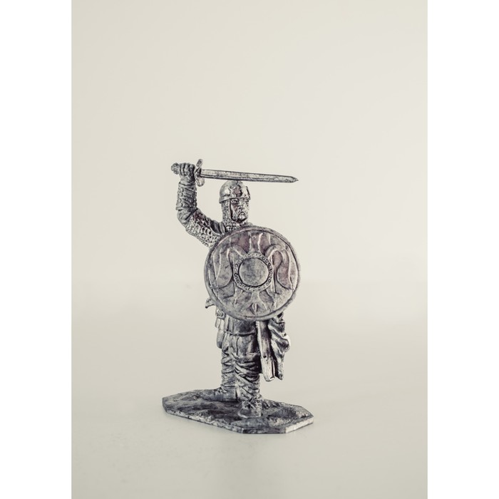 Оловянный солдатик "Княжеский дружинник легковооруженный"