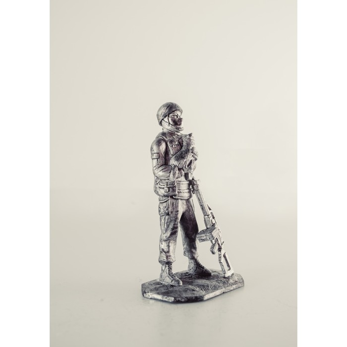 Оловянный солдатик "Боец с пулеметом и котом"