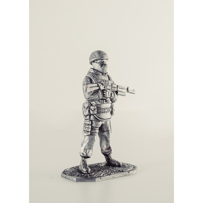 Оловянный солдатик "Вежливый боец"